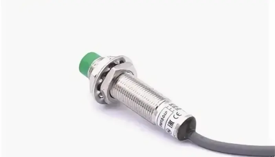PM12-04P Датчик индуктивный Fotek