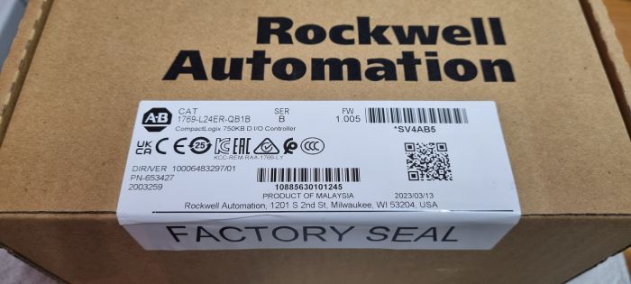 Контроллер ввода-вывода CompactLogix 750 КБ 1769-L24ER-QB1B CompactLogix 750KB DI/O Controller 1769-L24ER-QB1B